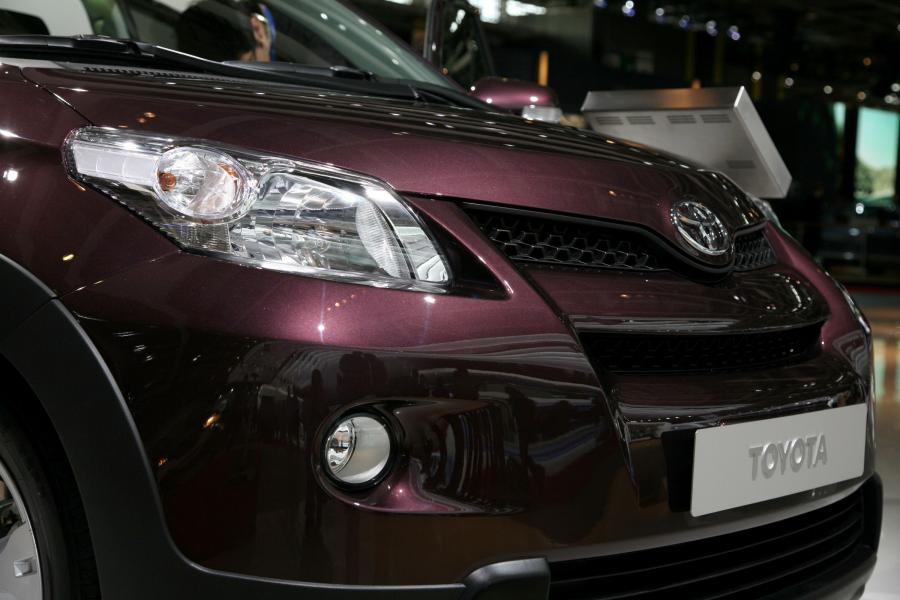  Toyota Urban Cruiser 2009 года  (фото 79 из 113)
